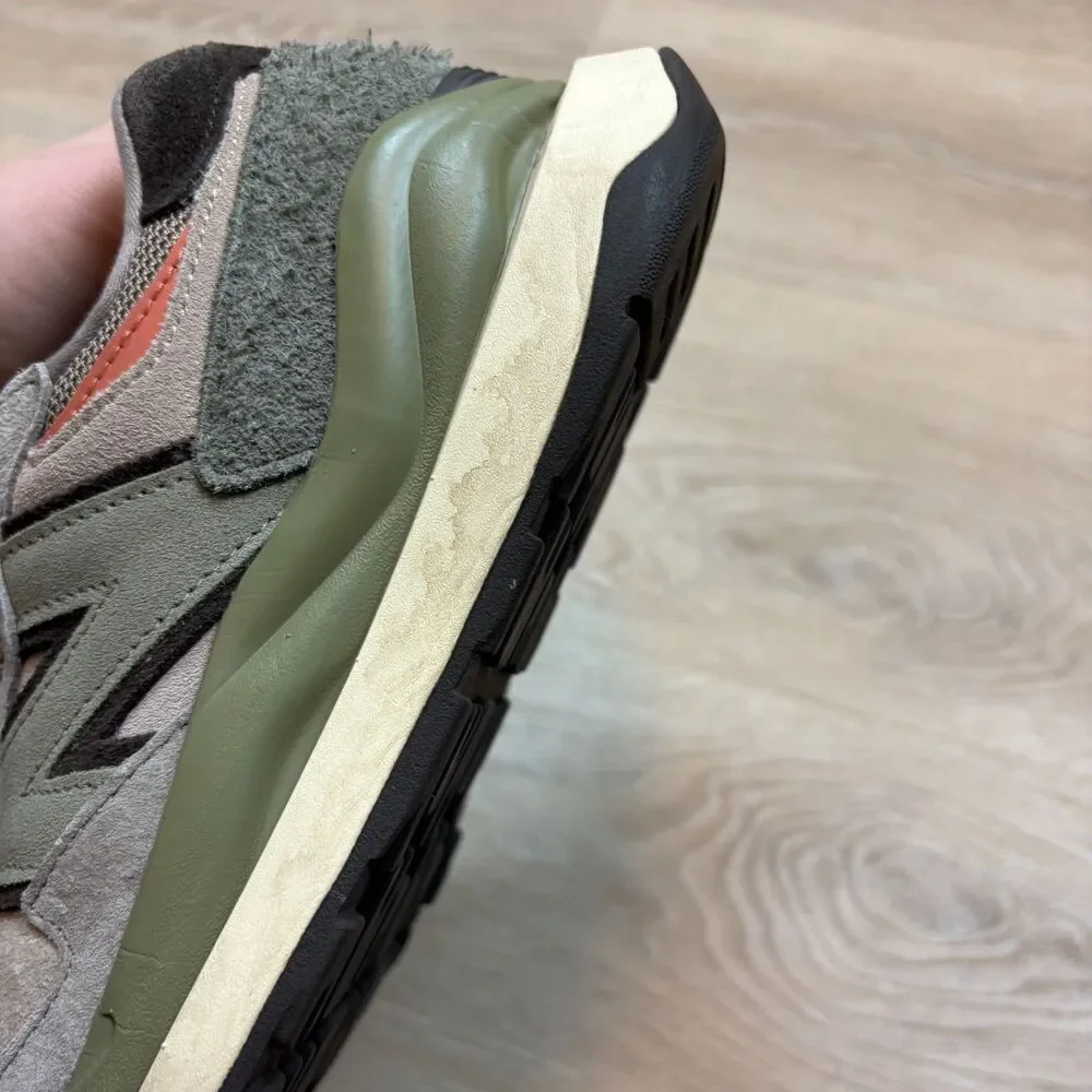 New Balance 57/40 Sneaker‎ Women's 9.5 Color Taupe
